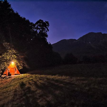 Hotel Glamping Krn Kobarid Exteriér fotografie