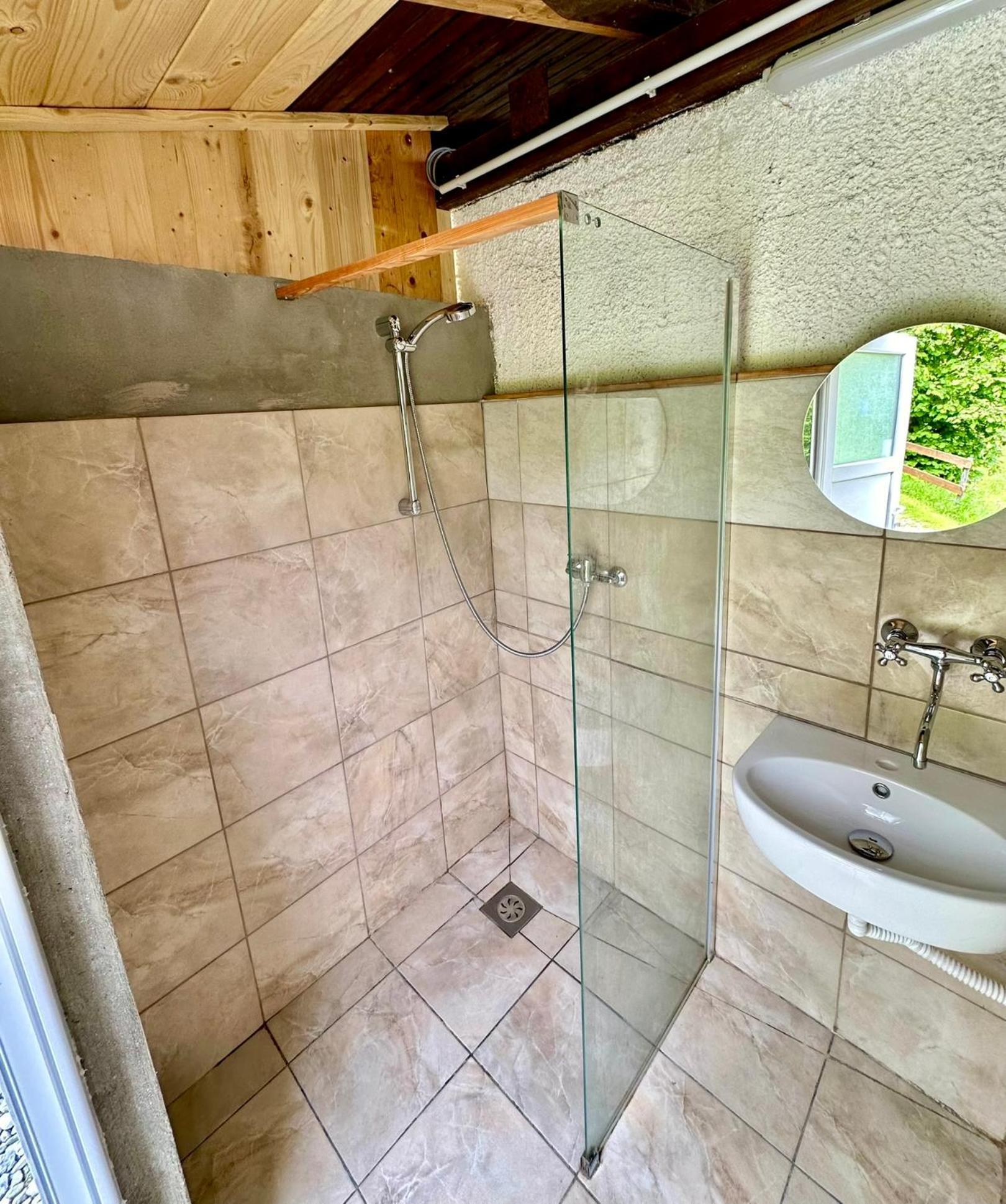Hotel Glamping Krn Kobarid Exteriér fotografie